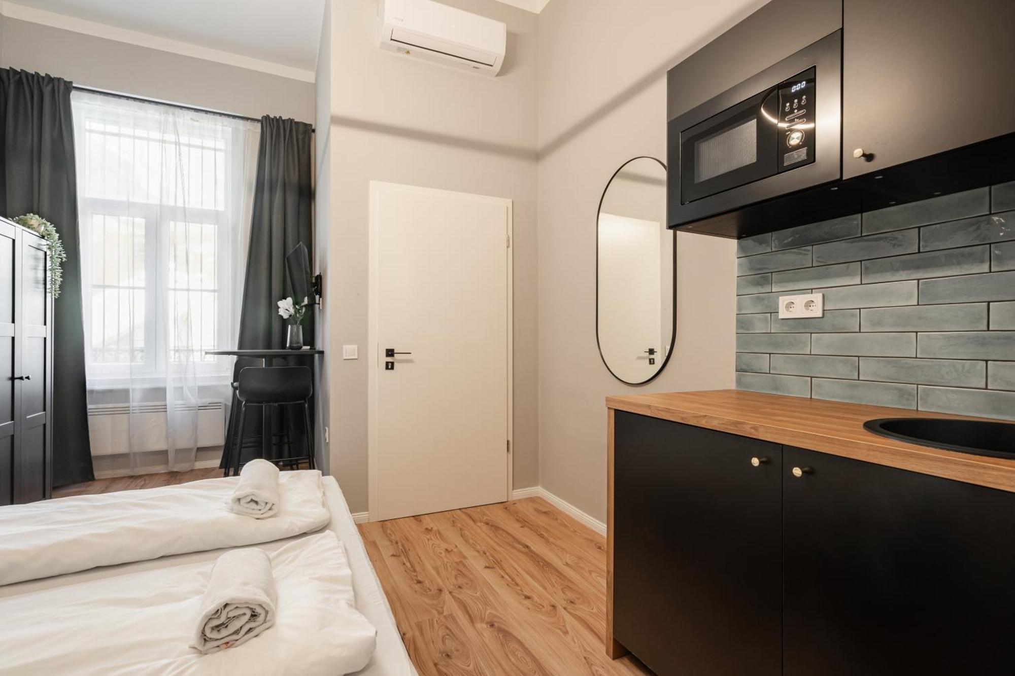 R38 Boutique Apartments, Best Location By Bqa 布达佩斯 外观 照片