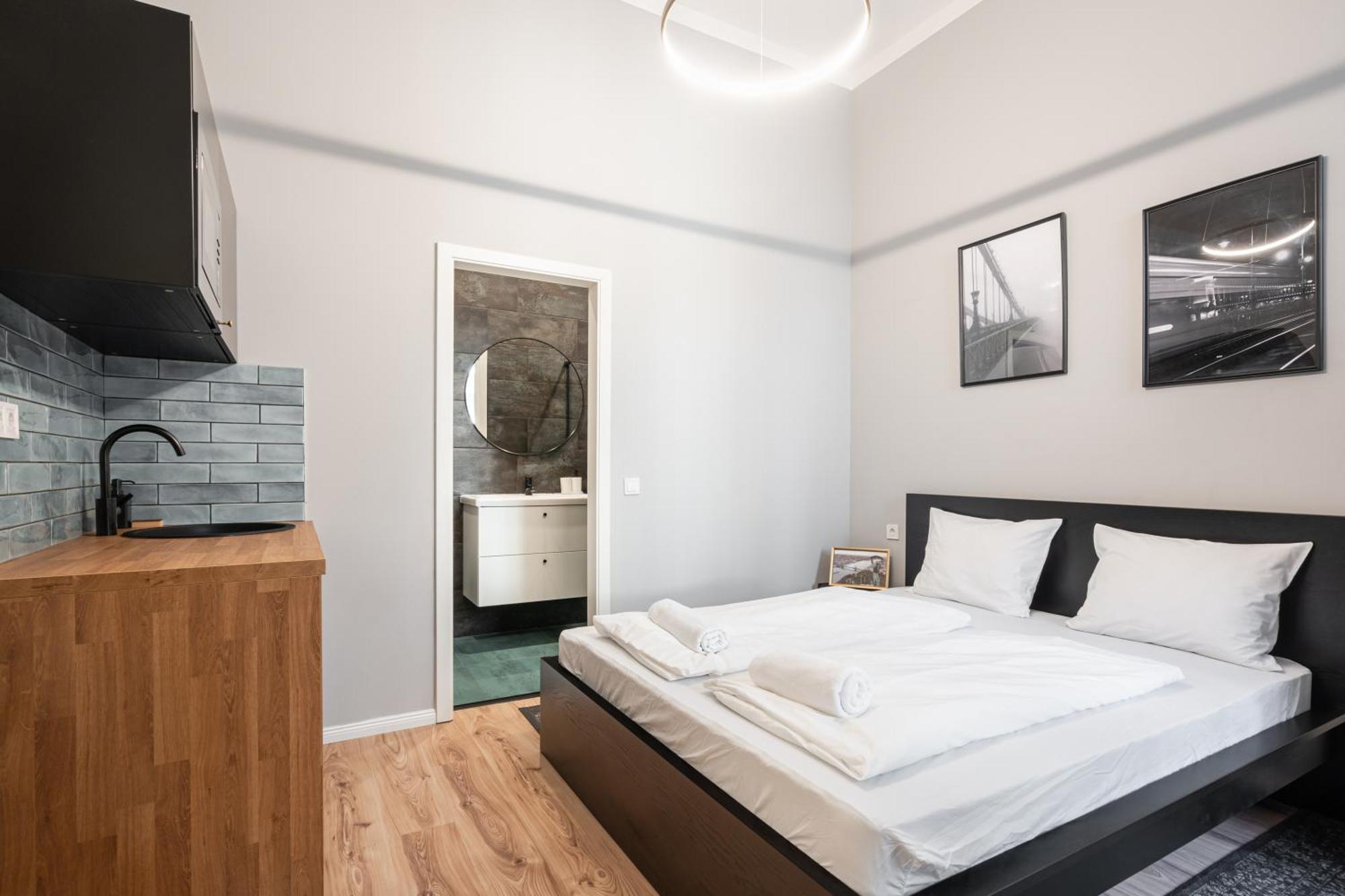 R38 Boutique Apartments, Best Location By Bqa 布达佩斯 外观 照片